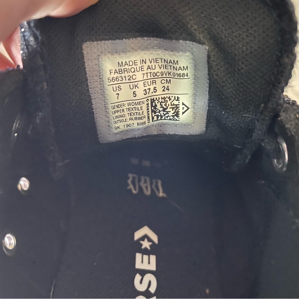 Converse All Star Low Top Women's 7 Black/Black Glitter Lace Up EUC Sneakers - Picture 5 of 6